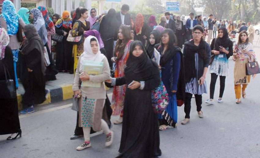 لاہور: پنجاب یونیورسٹی میں طلباء تنظیموں کے درمیان ہنگامہ ..