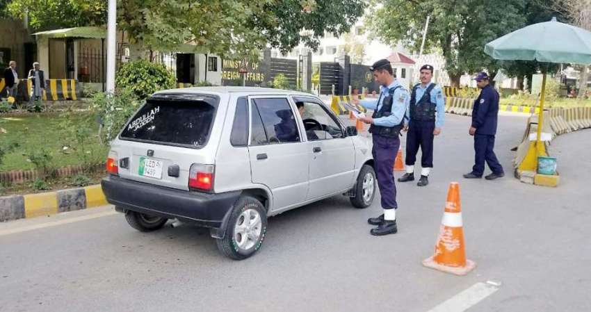 اسلام آباد: ریڈ زون اور ڈپلومیٹک انکلیو کے ناکہ جات پر تعلیم ..