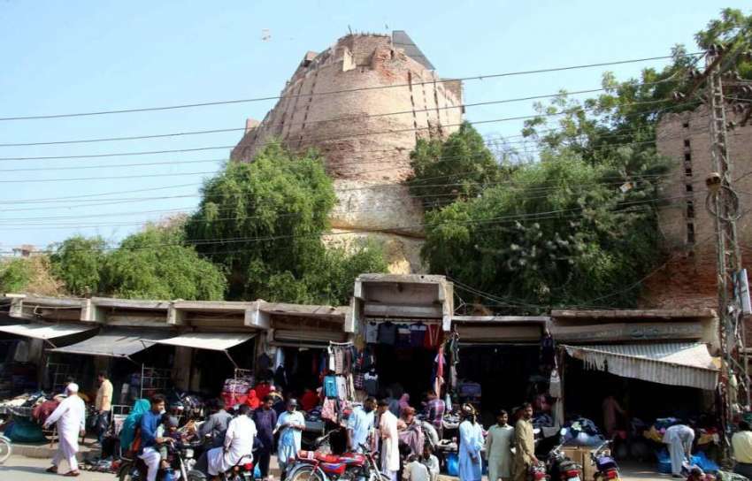 حیدر آباد: دکانداروں نے گاہکوں کو متوجہ کرنے کے لیے پرانے ..