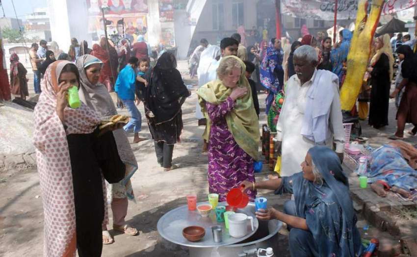 لاہور: حضرت مادھولال حسین(رح) کے سالانہ عرس کے آخری روز زائرین ..