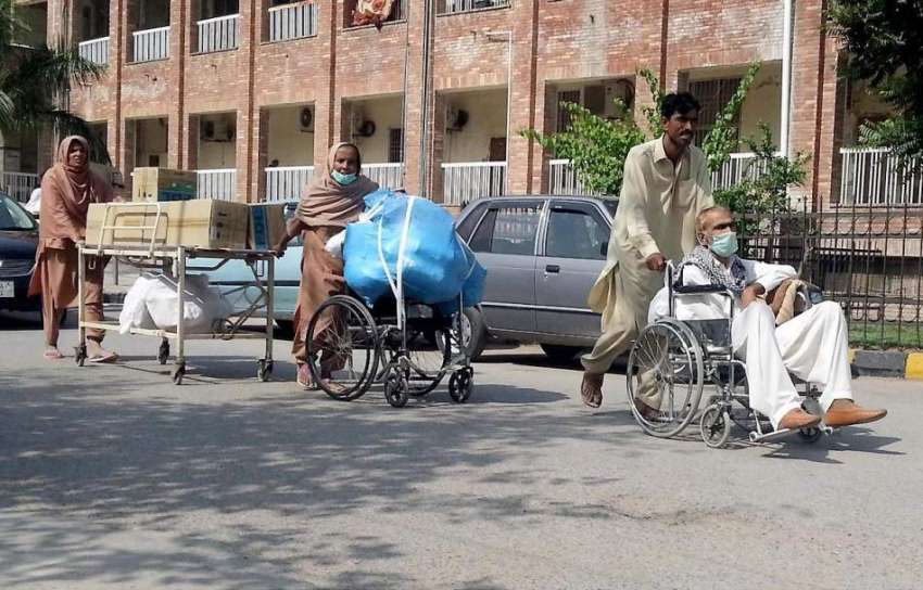 راولپنڈی: ہولی فیملی ہسپتال میں انتظامیہ کی نا اہلی کے باعث ..