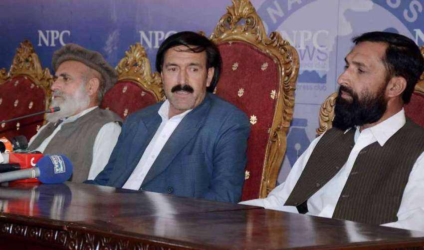 اسلام آباد: دیامر بھاشا ڈیم کمیٹی (گلگت بلتستان) کے ممبران ..