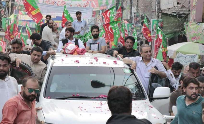 لاہور: تحریک انصاف وسطی پنجاب کے صدر عبدالعلیم خان اور حلقہ ..
