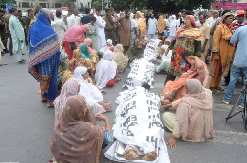 لاہور: پھلرواں گاؤں میں مخالف گروپ کی فائرنگ سے جاں بحق ہونیوالے ..