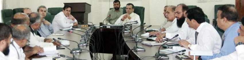 لاہور: صوبائی وزیر سکولز ایجوکیشن مراد راس راولپنڈی اور ..