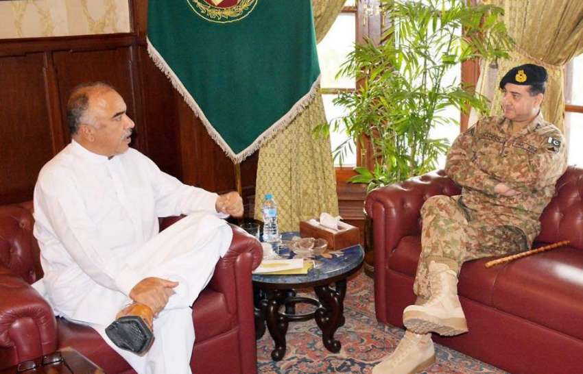 پشاور: گورنر خیبر پختونخوا شاہ فرمان سے کور کمانڈر پشاور ..