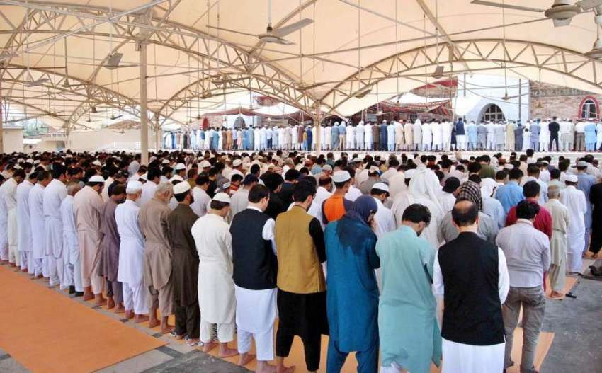 اسلام آباد: وفاقی دارالحکومت میں روزہ دار ماہ رمضان کے چوتھے ..