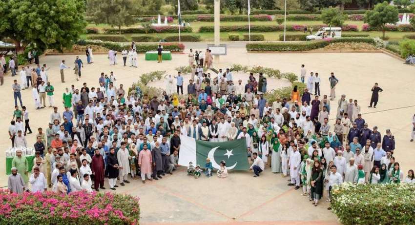 کراچی: ہمدرد یونیورسٹی میں یوم آزادی کی تقریب کے موقع پر ..