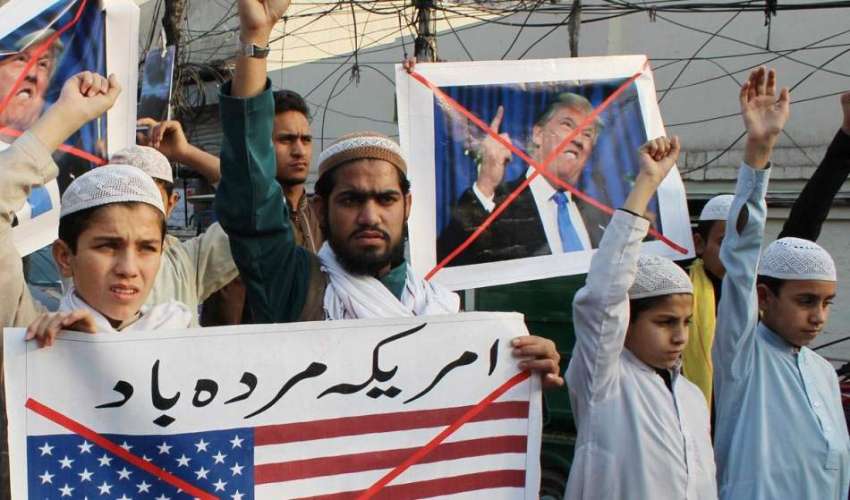 لاہور: مسلم سٹوڈنٹس آرگنائزیشن کے زیر اہتمام امریکی صدر ..