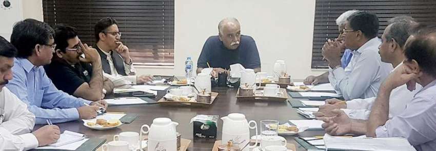 لاہور: نگران صوبائی وزیر صحت ڈاکٹر جواد ساجد خان وزیر آباد ..