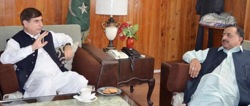 مظفر آباد: سپیکر قانون ساز اسمبلی شاہ غلام قادر سے وزیر تعمیرات ..