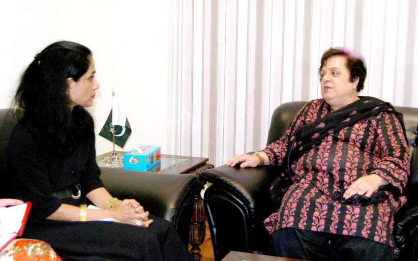 اسلام آباد: وزیر مملکت برائے انسانی حقوق شیرین مزار سےUNCHRکی ..