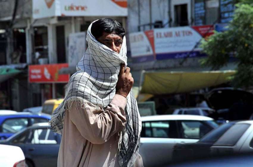 اسلام آباد: وفاقی رارالحکومت میں شہری گرمی کی شدت سے بچنے ..