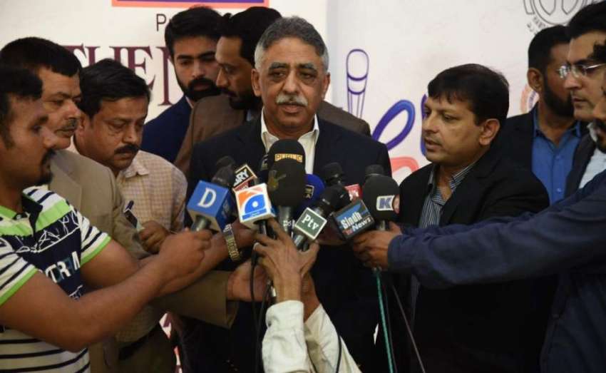 کراچی: گورنر سندھ محمد زبیر ایکسپو سینٹر میں جنگ گروپ کی ..