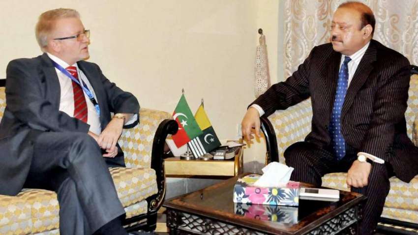 اسلام آباد: پی ٹی آئی آزاد کشمیر کے صدر بیرسٹر سلطان محمود ..