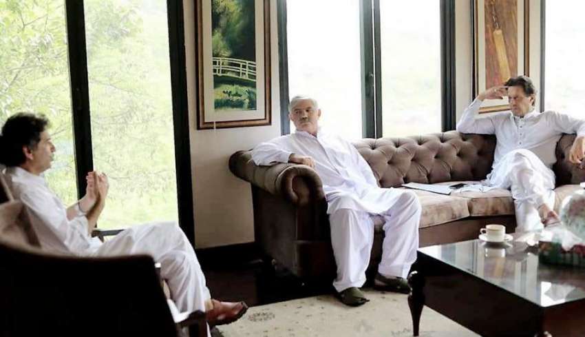 اسلام آباد: وزیراعظم عمران خان سے وزیراعلیٰ خیبر پختونخوا ..
