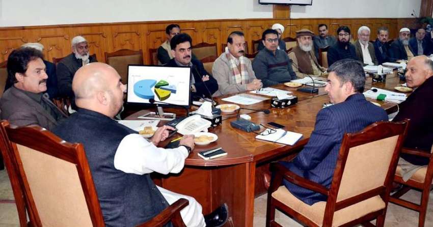 پشاور: وزیر خزانہ تیمور سلیم جھگڑا پانچ سالہ منصوبہ بندی ..