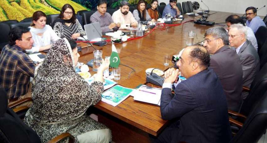 لاہور: وزیر صحت پنجاب ڈاکٹر یاسمین راشد عالمی ادارہ صحت ..