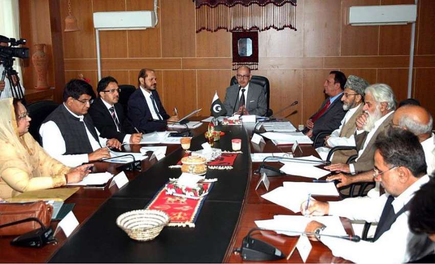 اسلام آباد: وزیراعظم کے مشیر عرفان صدیقی ایک اجلاس کی صدارت ..