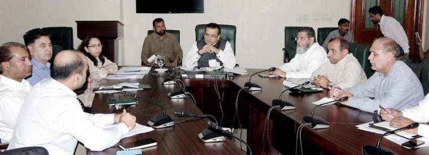 لاہور: صوبائی وزیر سکولز ایجوکیشن مراد راس اعلیٰ سطحی اجلاس ..