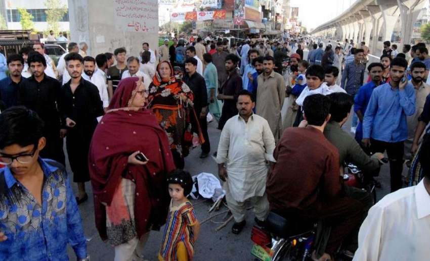 راولپنڈی: عید سے قبل چاند رات کو شدید بارش کے باعث نالہ لئی ..