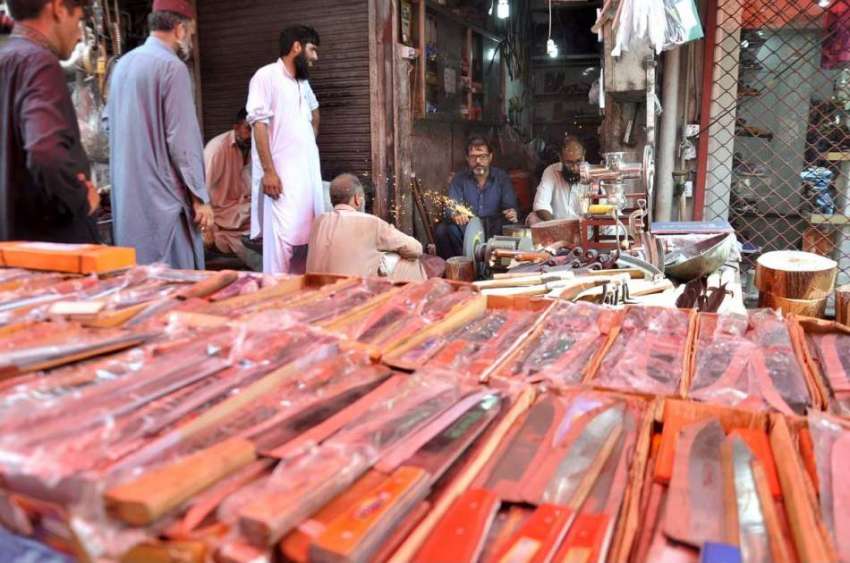 اسلام آباد: عیدالاضحی کی آمد کے موقع پردکاندار فروخت کے ..