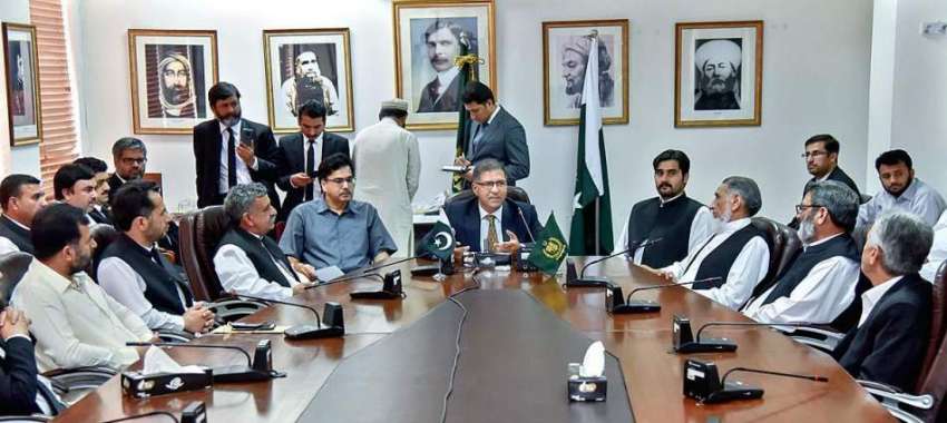 اسلام آباد: وفاقی وزیر قانون سید علی ظفر ایک اجلاس کی صدارت ..