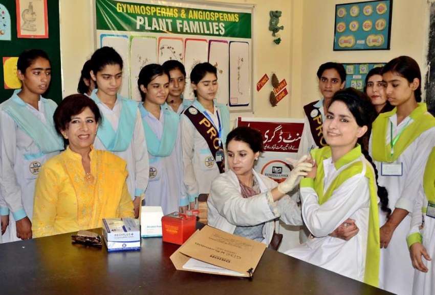 راولپنڈی: ڈگری کالج برائے خواتین رحمت آباد میں حدیجہ فاؤنڈیشن ..