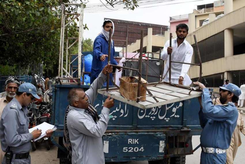 راولپنڈی: سٹی ٹریفک پولیس اور ٹی ایم اے کی طرف سے کئے جانے ..