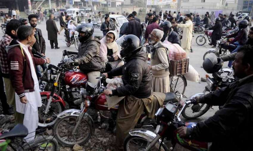 راولپنڈی: جہاز گراؤنڈ میں دن دیہاڑی ہونیوالے ڈکیتی کے بعد ..