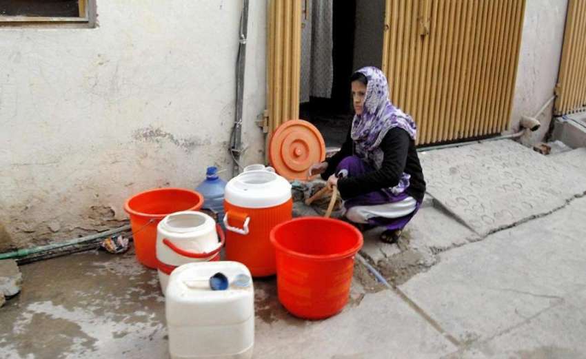 راولپنڈی: ڈھوک حسو سلطان آباد میں پانی کی قلت کے باعث اہل ..