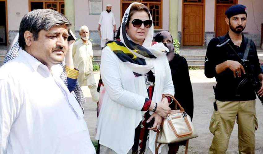 پشاور: نگران وزیر اعلیٰ خیبر پخونخوا کی مشیر آسیہ خان انسداد ..