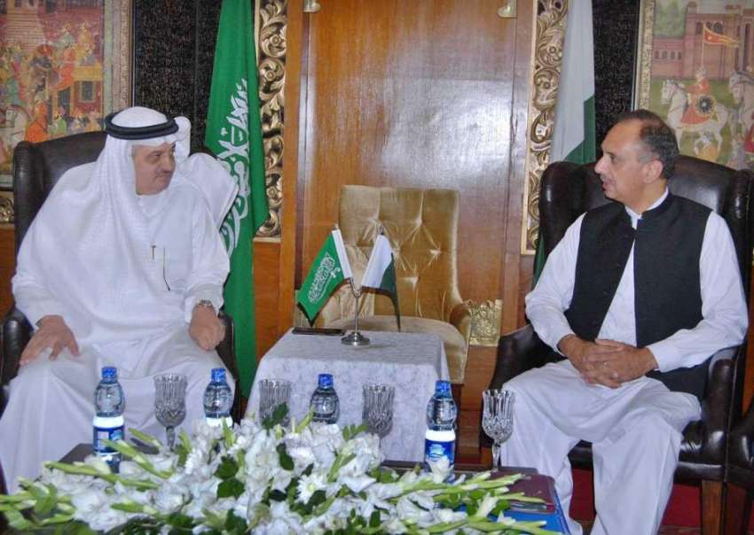 اسلام آباد: وزیر مملکت ایوب خان سے سعودی عرب کے سفیر نواف ..