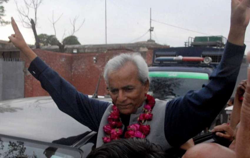 راولپنڈی: نہال ہاشمی اڈیالہ جیل سے رہائی کے بعد وکٹری کا ..