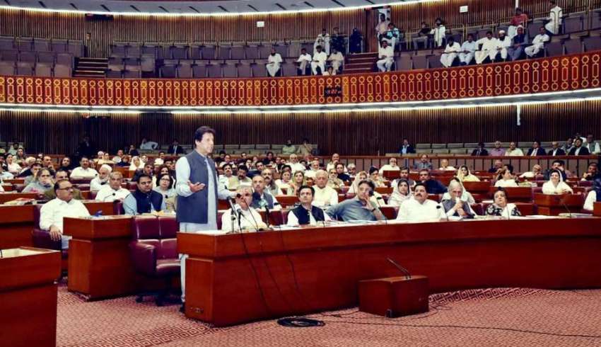 اسلام آباد: وزیر اعظم عمران خان قومی اسمبلی کے اجلاس سے خطاب ..