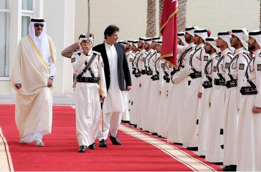 دوحہ: وزیر اعظم پاکستان عمران خان کو دیوان امیری میں گارڈ ..