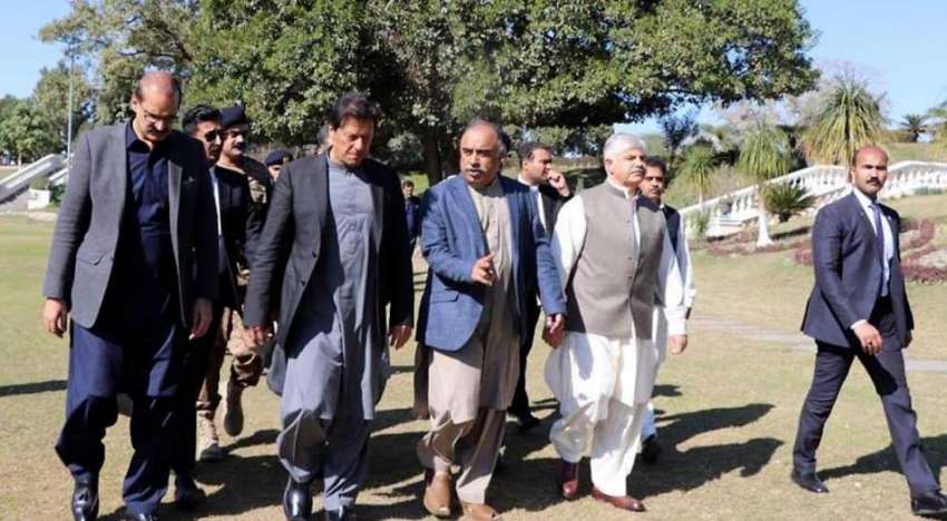پشاور: وزیر اعظم عمران خان صحت انصاف پروگرام کے دوسرے مرحلے ..