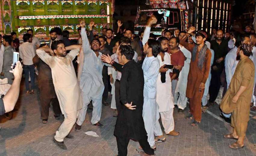 راولپنڈی: تھانہ بنی اصغر مال کے خلاف شہری احتجاج کر رہے ہیں۔
