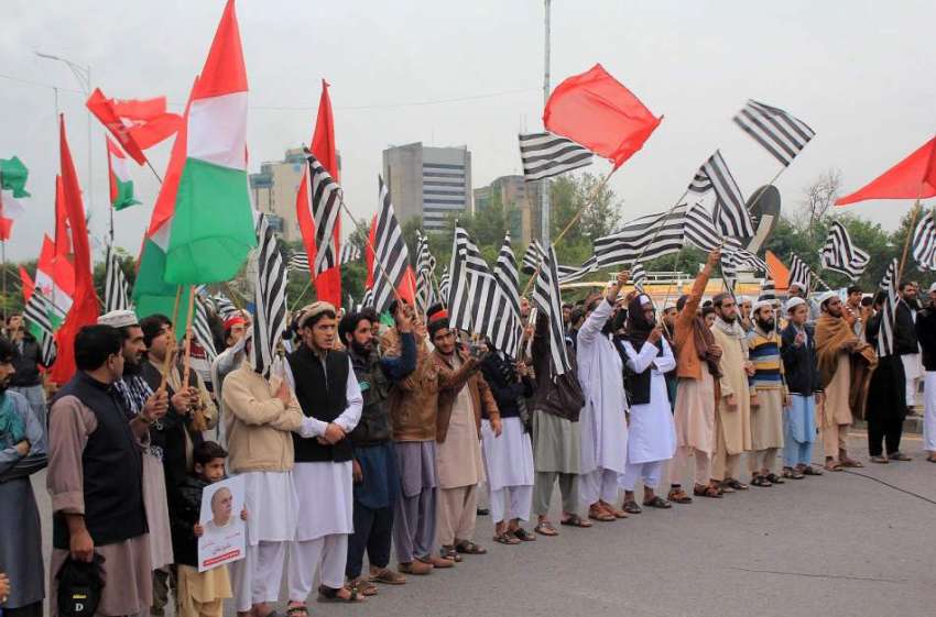 اسلام آباد: جے یوآئی کے کارکنان پلان سی کے تحت نیشنل پریس ..