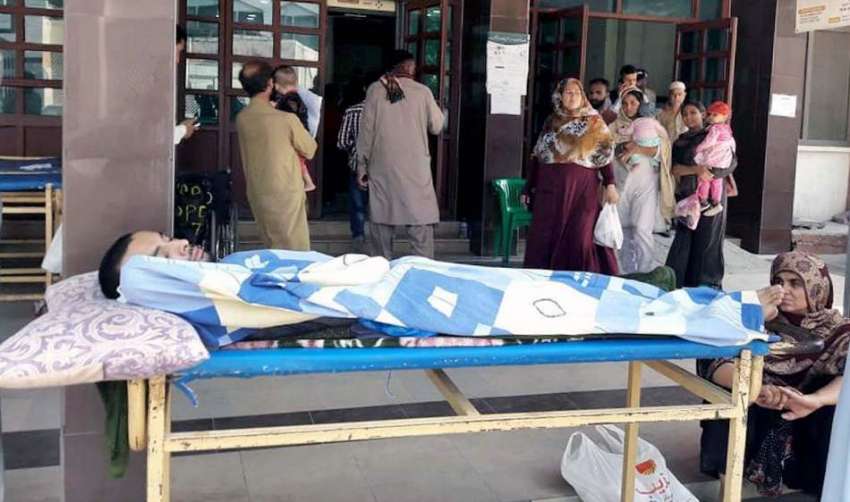 راولپنڈی:بی بی ایچ ہسپتال میں ینگ ڈاکٹر کی ہڑتال کے باعث ..
