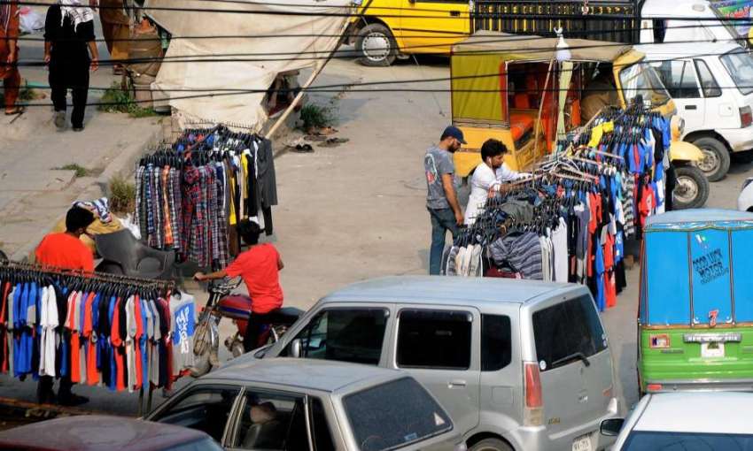 راولپنڈی: سکستھ روڈ پر تجاوزات کے باعث ٹریفک جام رہنا معمول ..