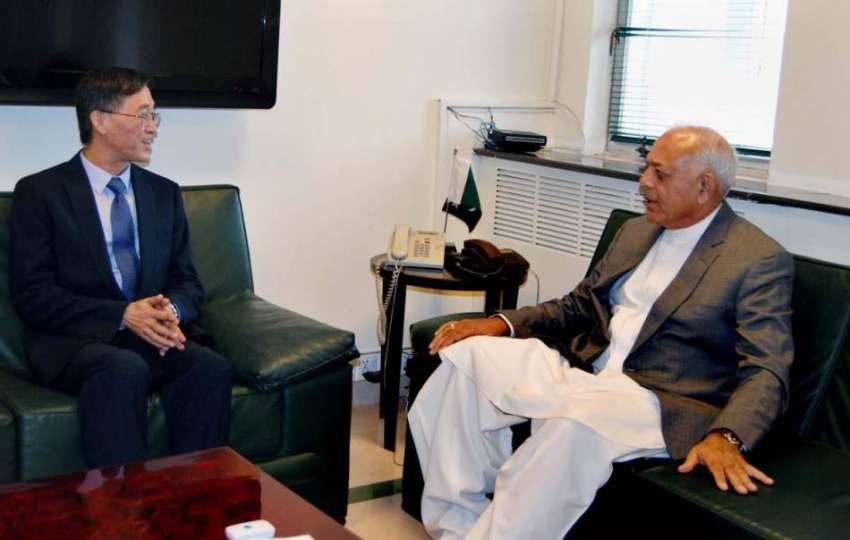 اسلام آباد: وفاقی وزیر برائے پٹرولیم غلام سرور خان سے چین ..
