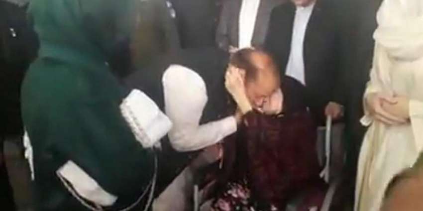 لاہور: سابق وزیر اعظم نواز شریف سروسز ہسپتال سے جیل روانگی ..