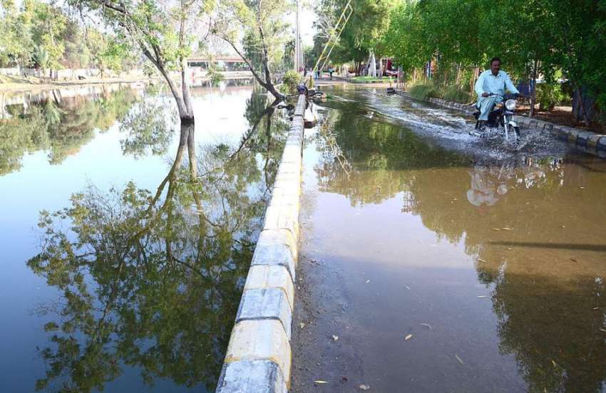 حیدرآباد: رانی باغ پارک میں بارش کا پانی جمع ہونے کا منظر۔