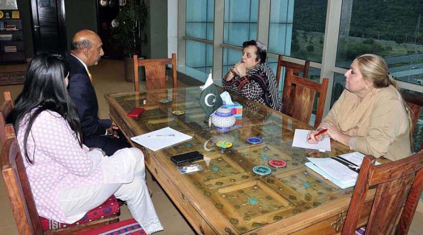 اسلام آباد: وفاقی وزیر برائے انسانی حقوق ڈاکٹر شیریں ایم ..