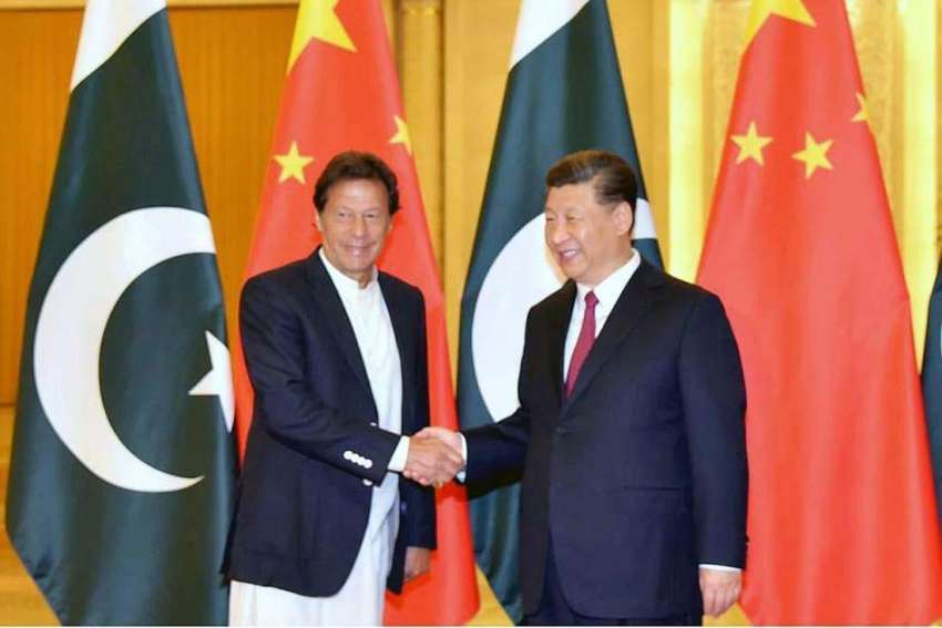 بیجنگ: وزیر اعظم عمران خان چینی صدر شی چن پنگ سے ملاقات کر ..