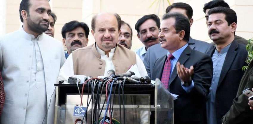 کراچی: پی ٹی آئی پارلیمنٹری پارٹی لیڈر حلیم عادل شیخ سندھ ..