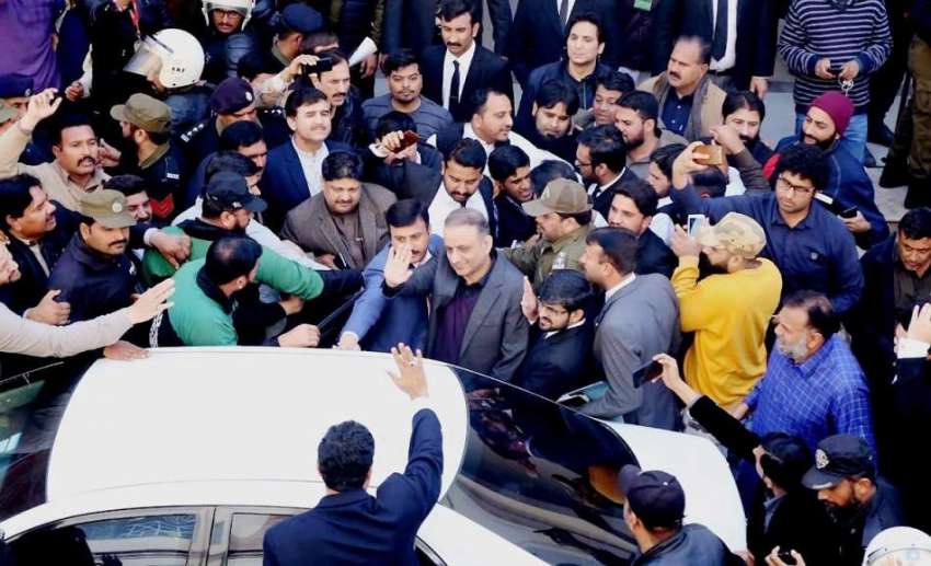لاہور: تحریک انصاف کے مرکزی رہنما عبدالعلیم خان احتساب عدالت ..