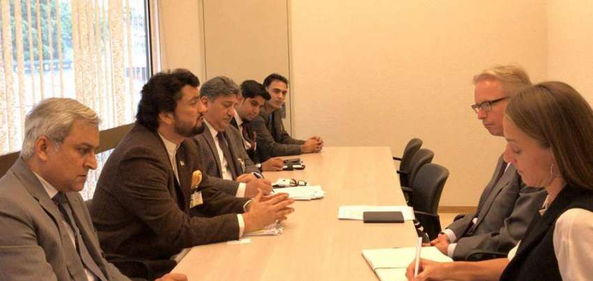 جنیوا: وزیر سیفران وانسداد منشیات شہر یار خان آفریدی سے ..
