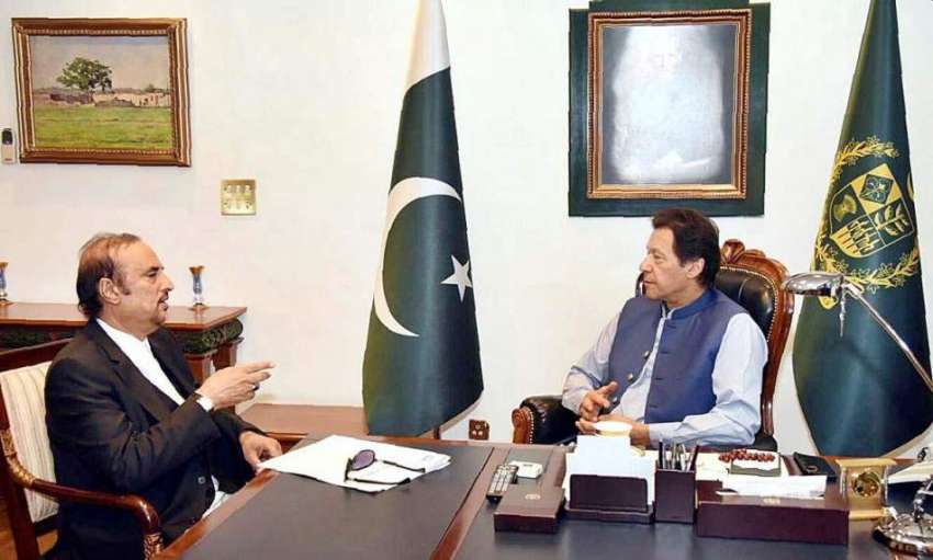 اسلام آباد: وزیر اعظم عمران خان سے ڈاکٹر بابر اعوان ملاقات ..